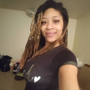 Meet your Posher, Deidre